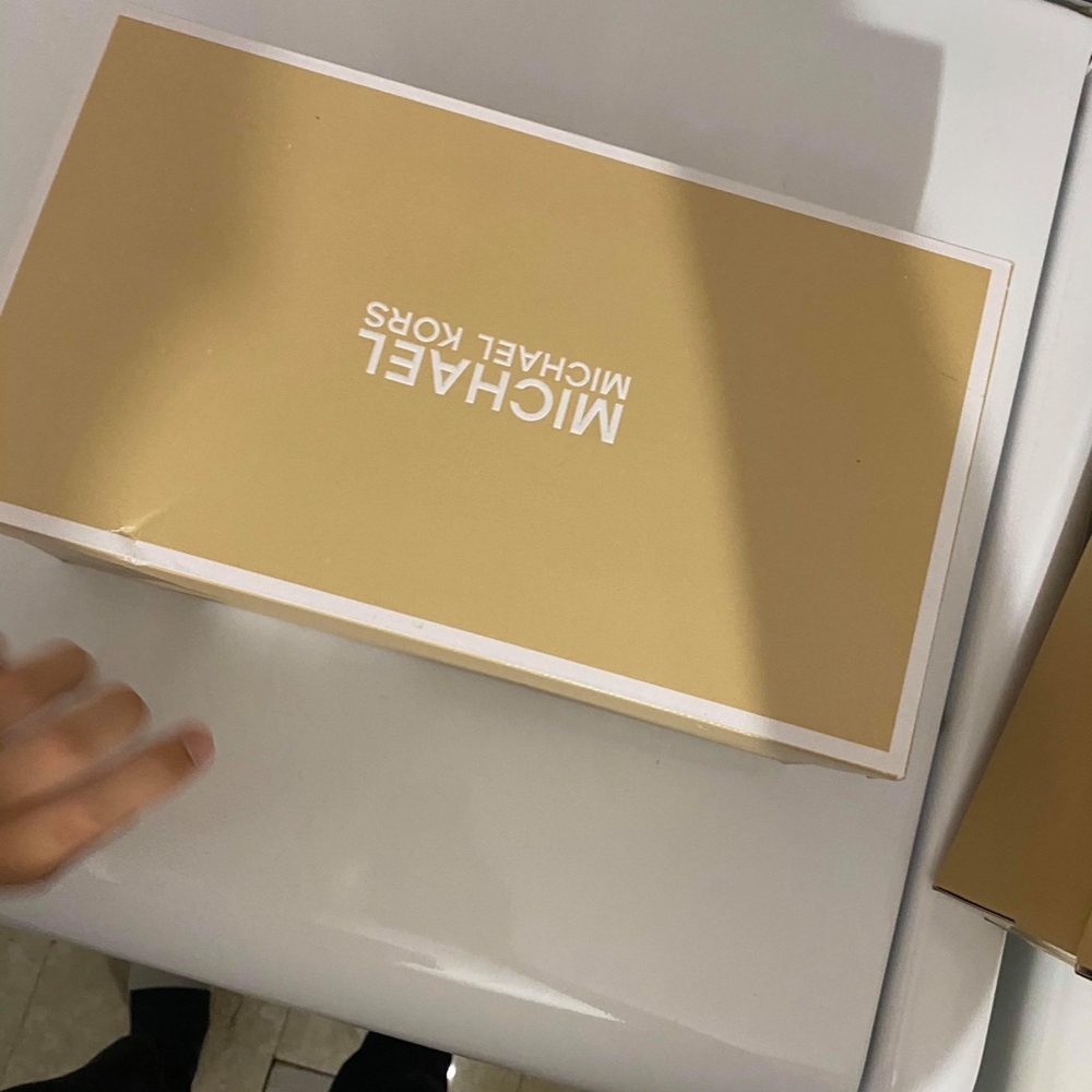 Boxes michael kors